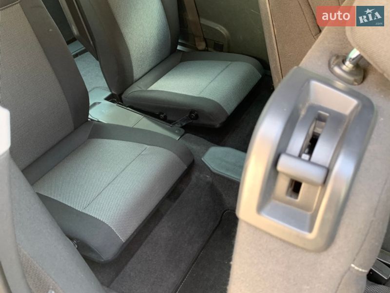 Мінівен Opel Zafira 2011 в Лебедині