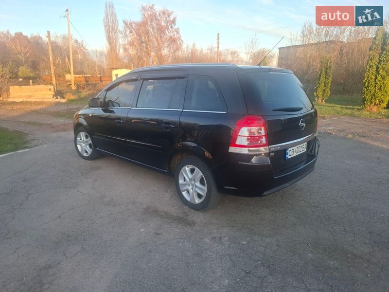 Минивэн Opel Zafira 2011 в Нежине