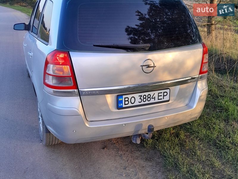 Мінівен Opel Zafira 2009 в Тернополі