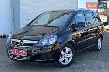 Мінівен Opel Zafira 2011 в Луцьку