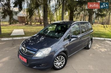 Минивэн Opel Zafira 2009 в Луцке