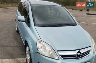 Минивэн Opel Zafira 2009 в Волочиске