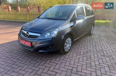 Минивэн Opel Zafira 2010 в Хмельницком
