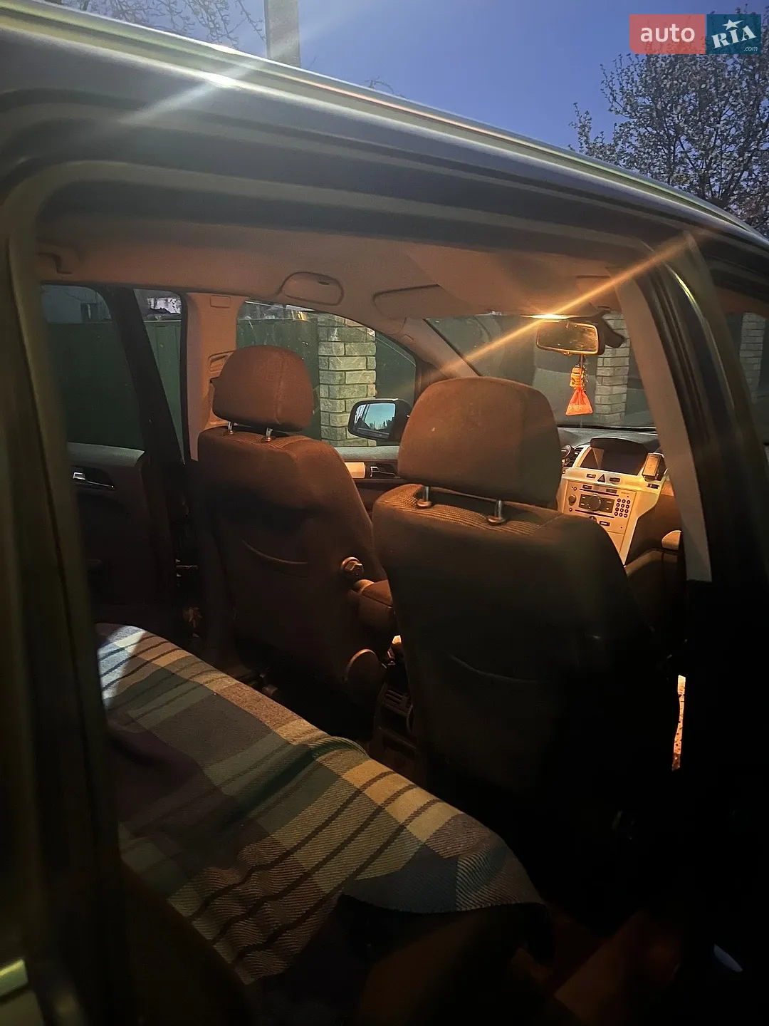 2010 Opel Zafira - мініатюра 6