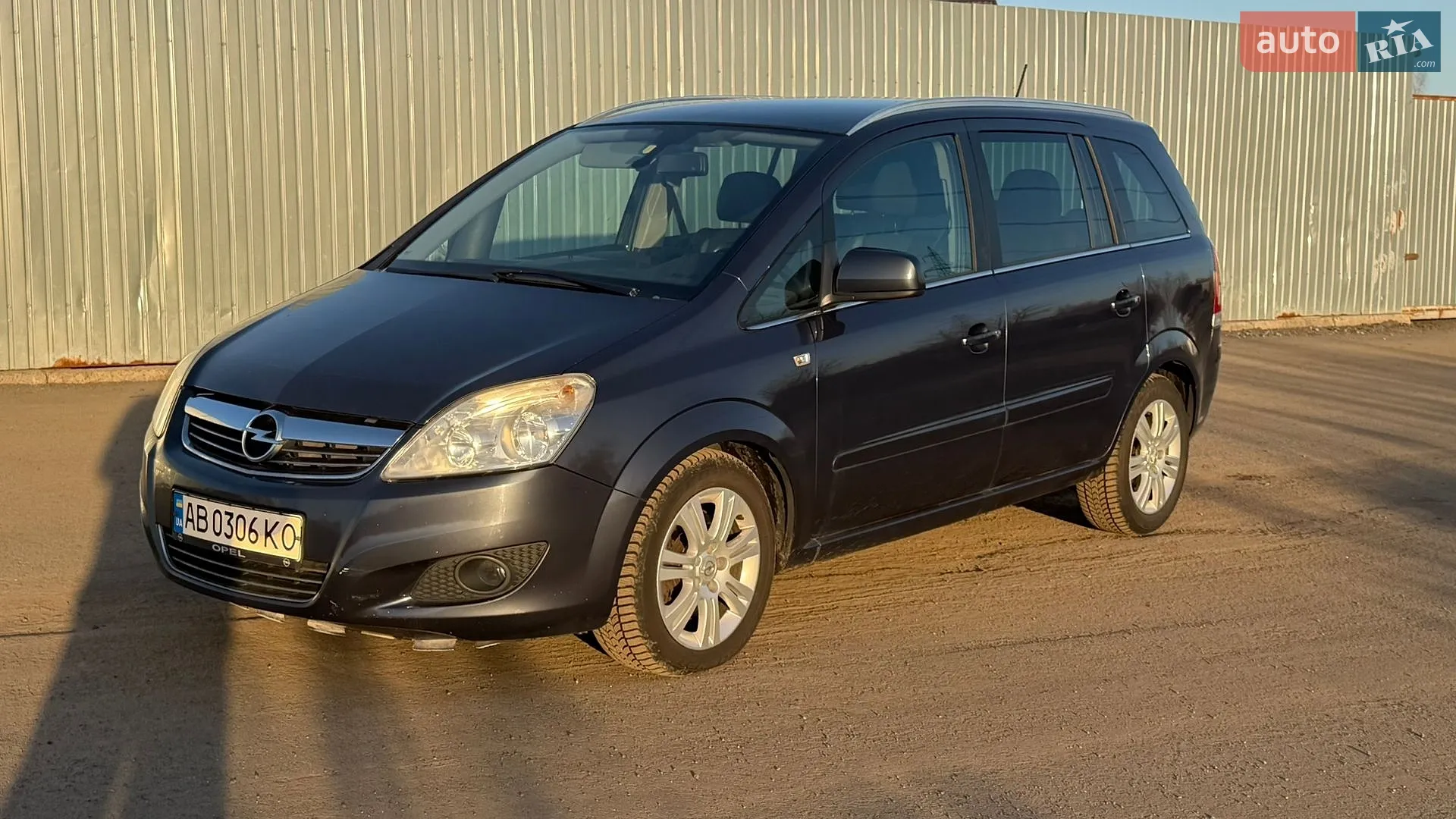 2011 Opel Zafira - мініатюра 2