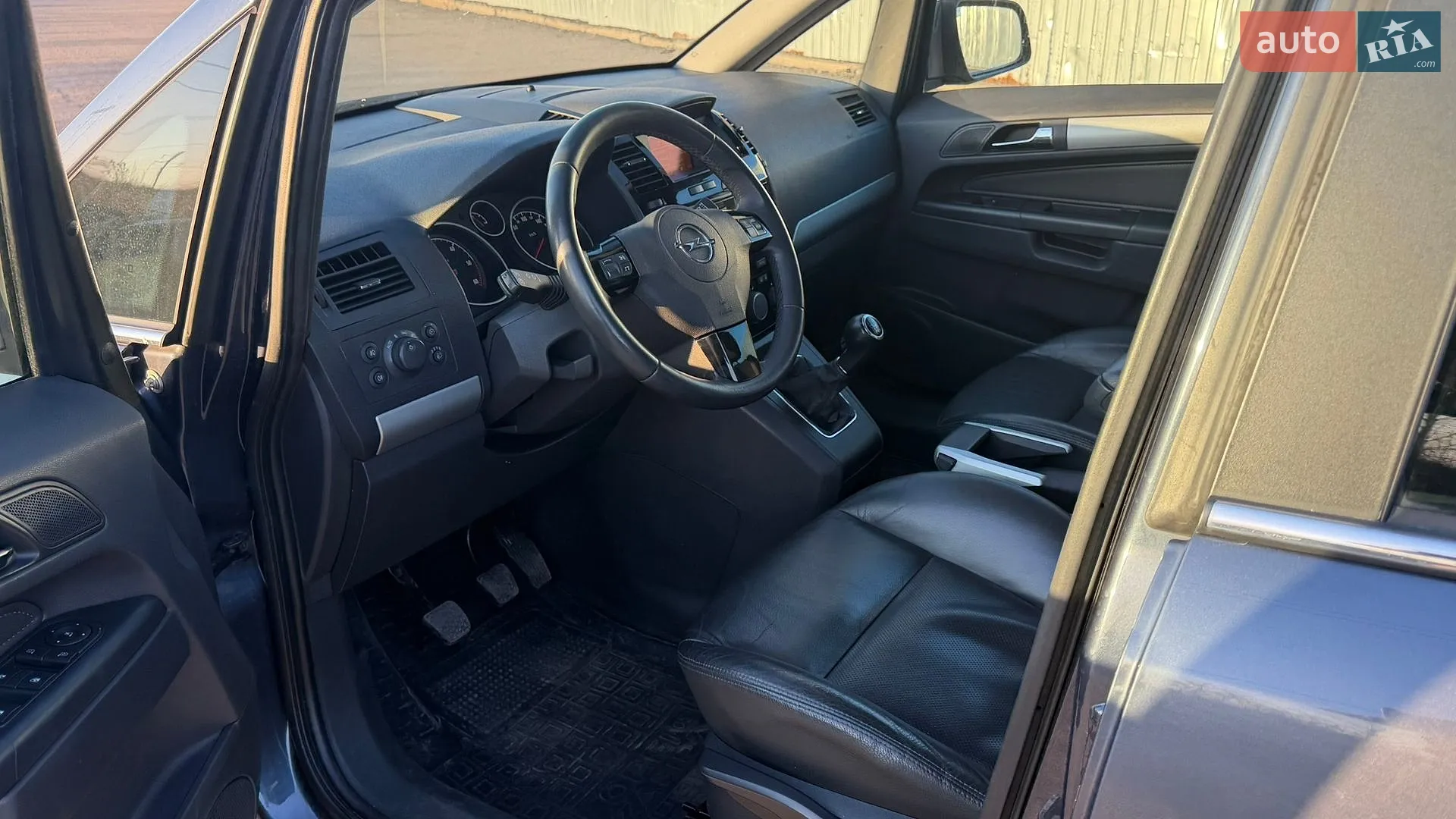 2011 Opel Zafira - мініатюра 23