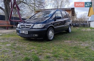 Минивэн Opel Zafira 2003 в Коростене
