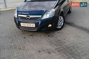 Мінівен Opel Zafira 2012 в Рівному