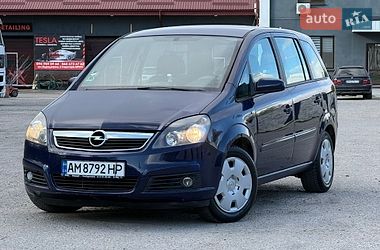 Мінівен Opel Zafira 2005 в Звягелі