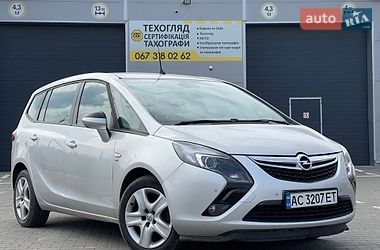 Микровэн Opel Zafira 2013 в Нововолынске