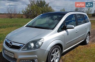 Минивэн Opel Zafira 2007 в Черкассах