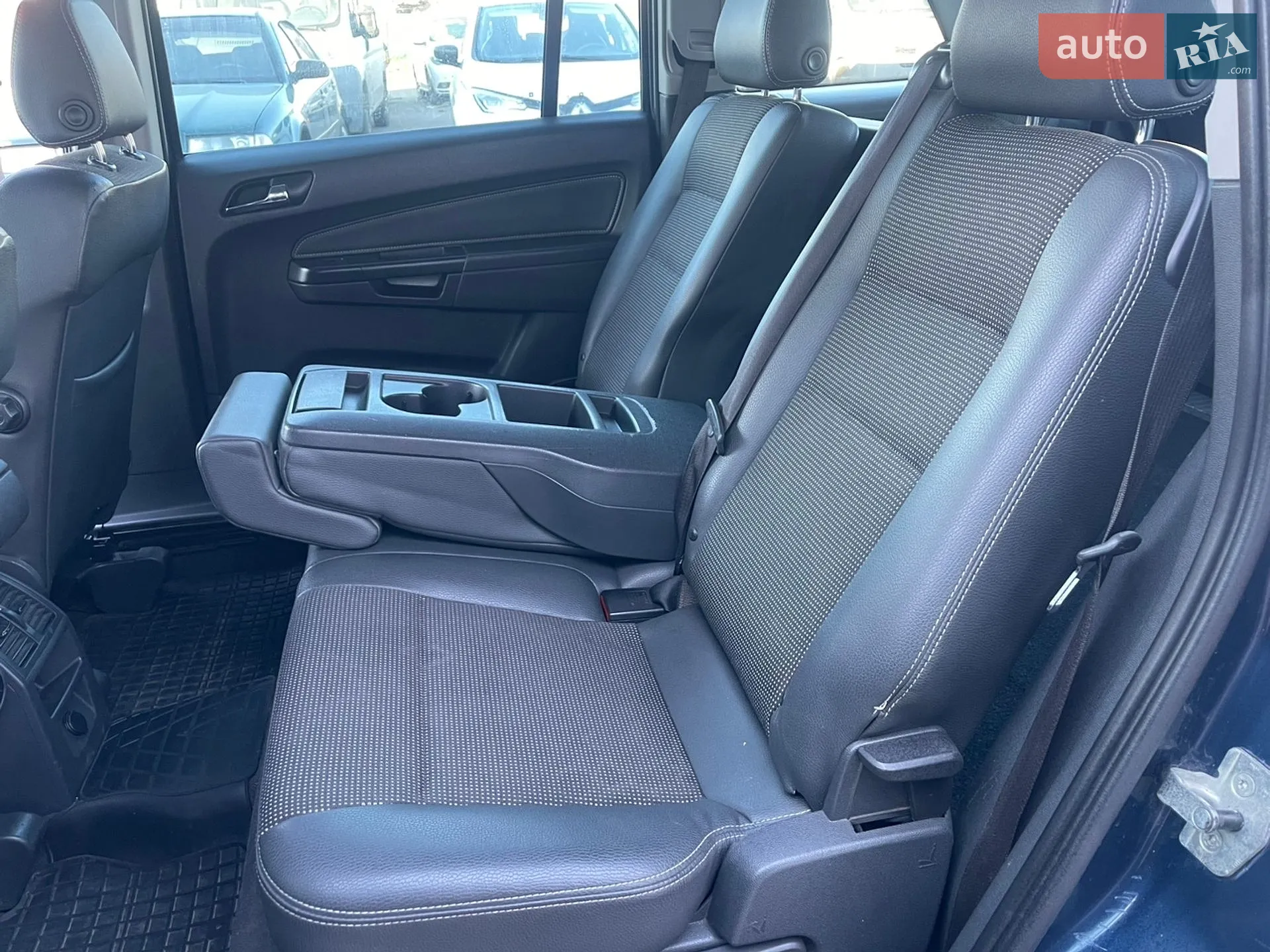 2011 Opel Zafira - мініатюра 27