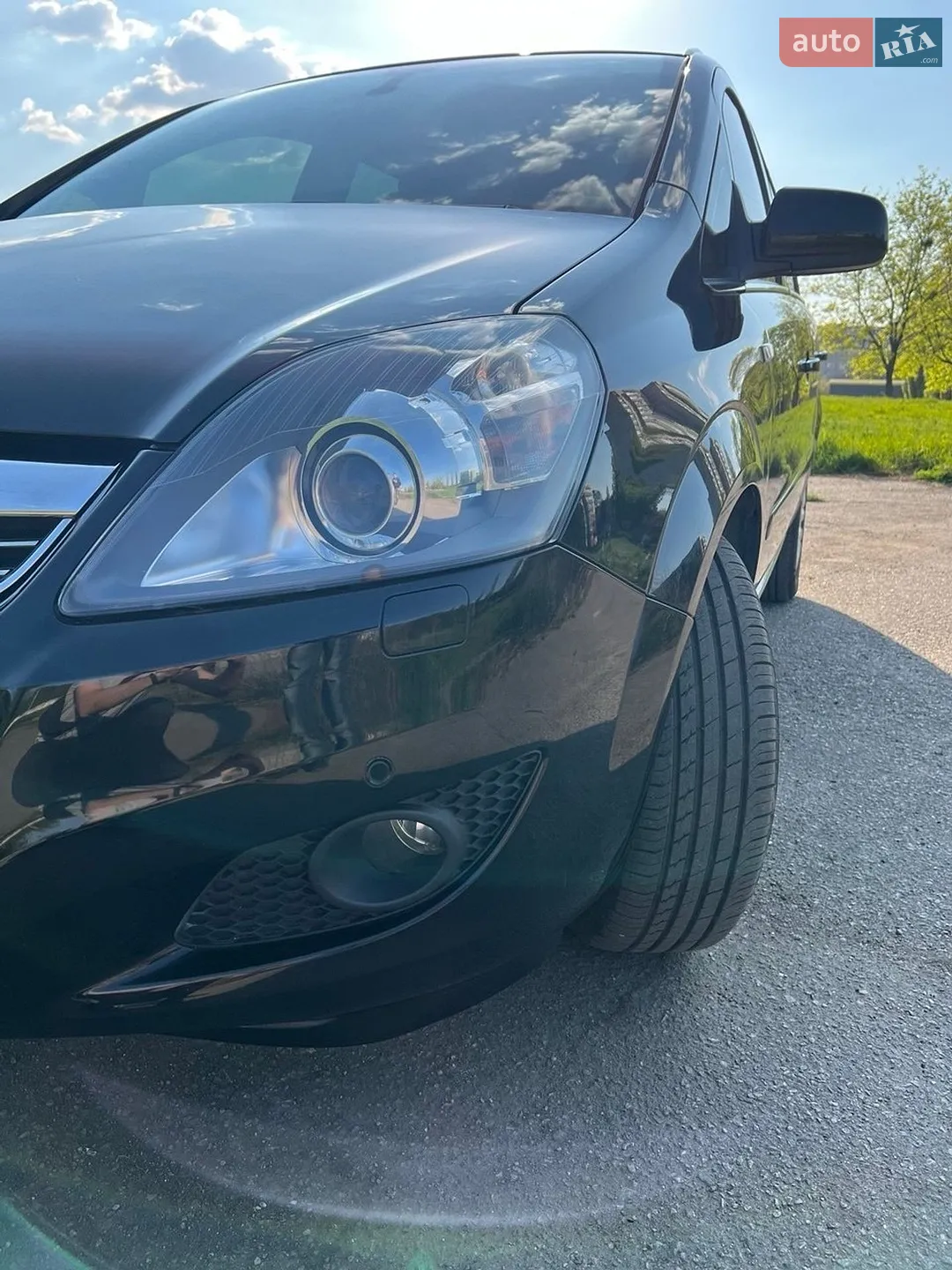 2010 Opel Zafira - мініатюра 2