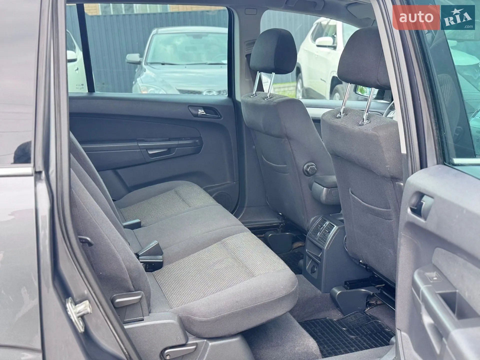 2011 Opel Zafira - мініатюра 34