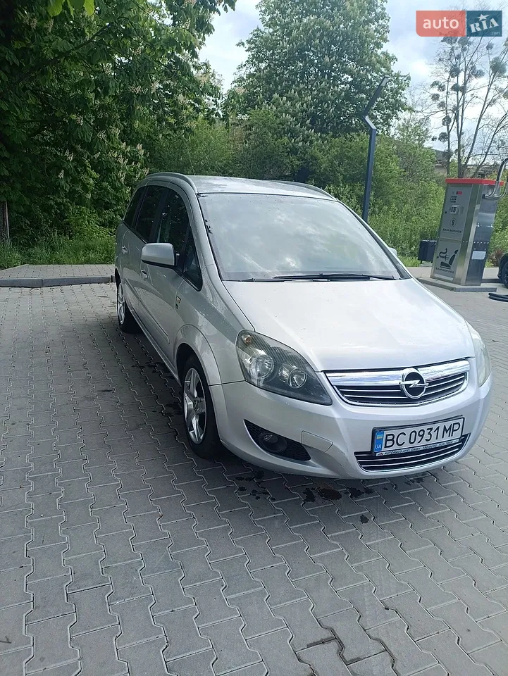 2010 Opel Zafira - мініатюра 17