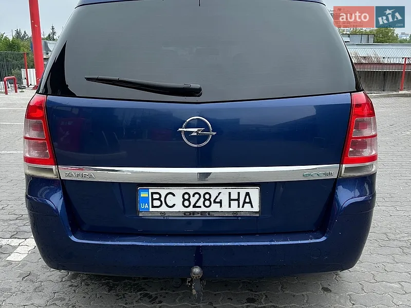 Opel Zafira 2011