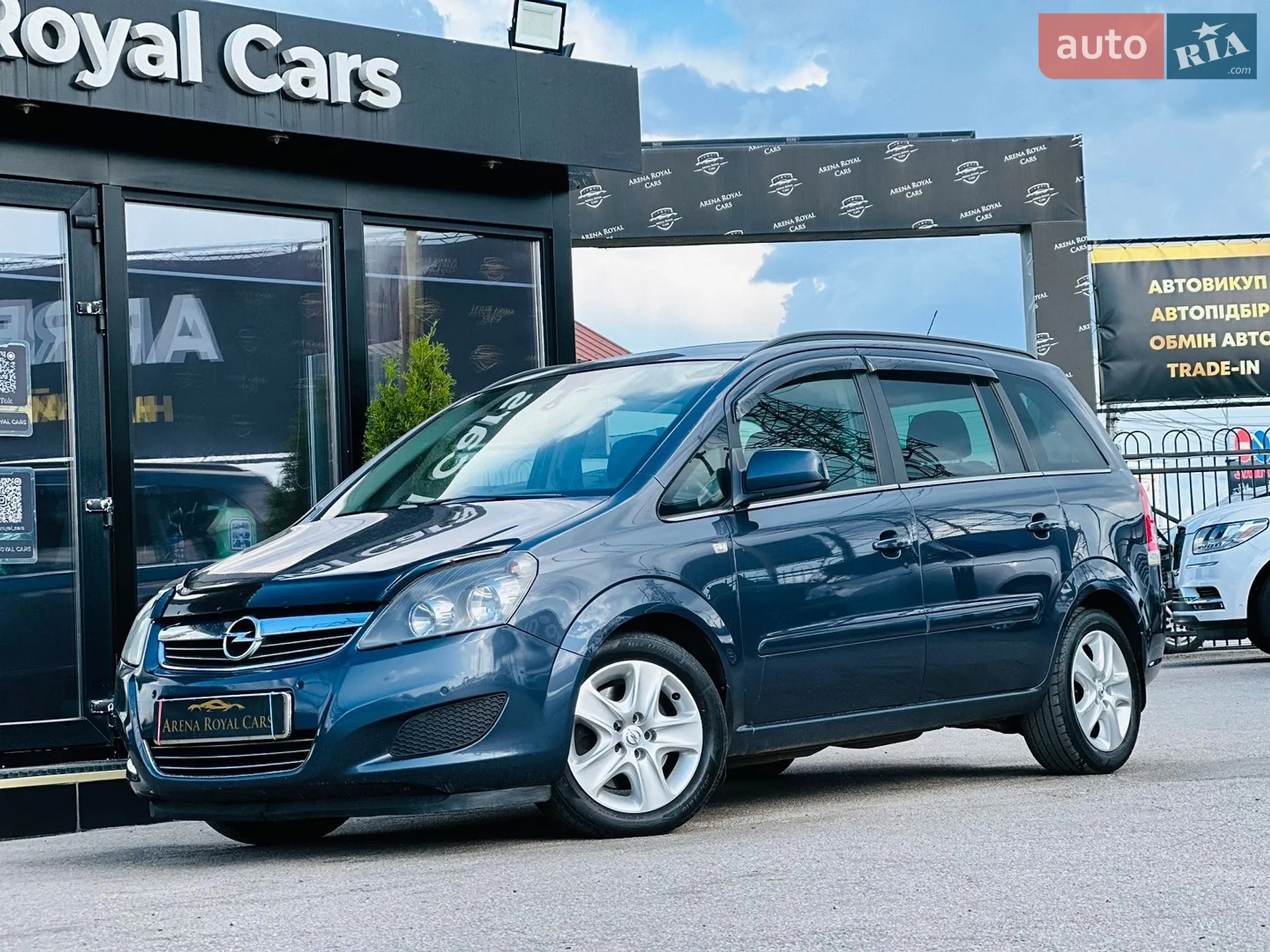 2011 Opel Zafira - фото 1