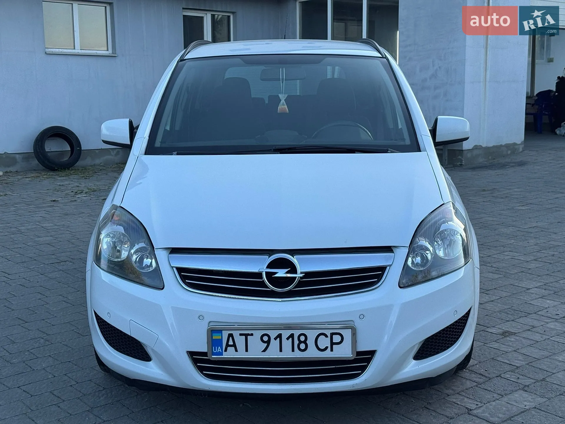 2010 Opel Zafira - мініатюра 19