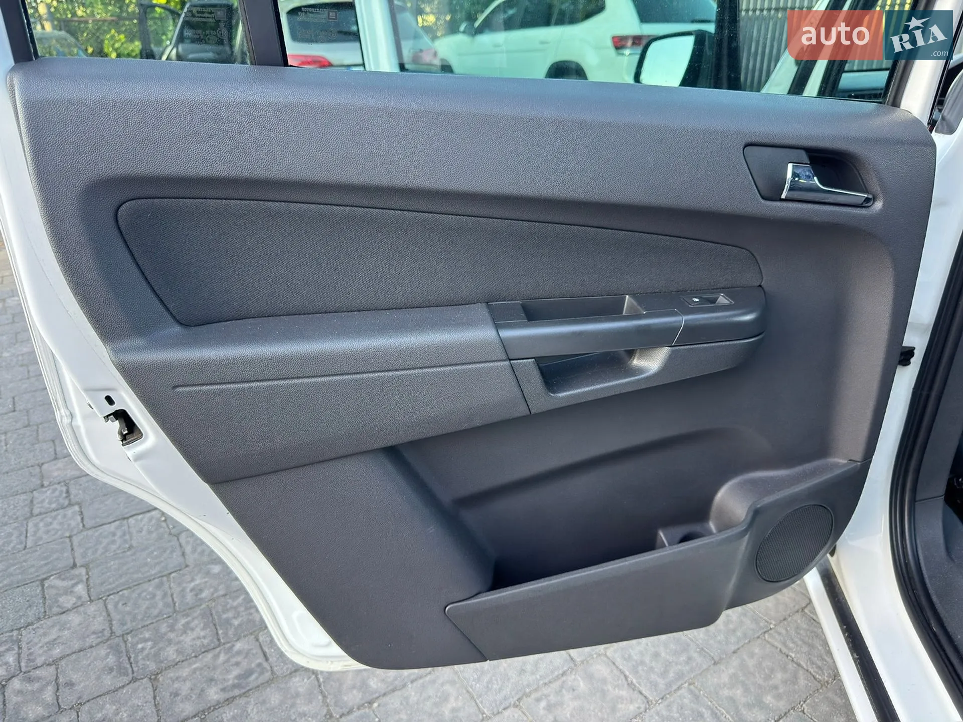 2010 Opel Zafira - мініатюра 37