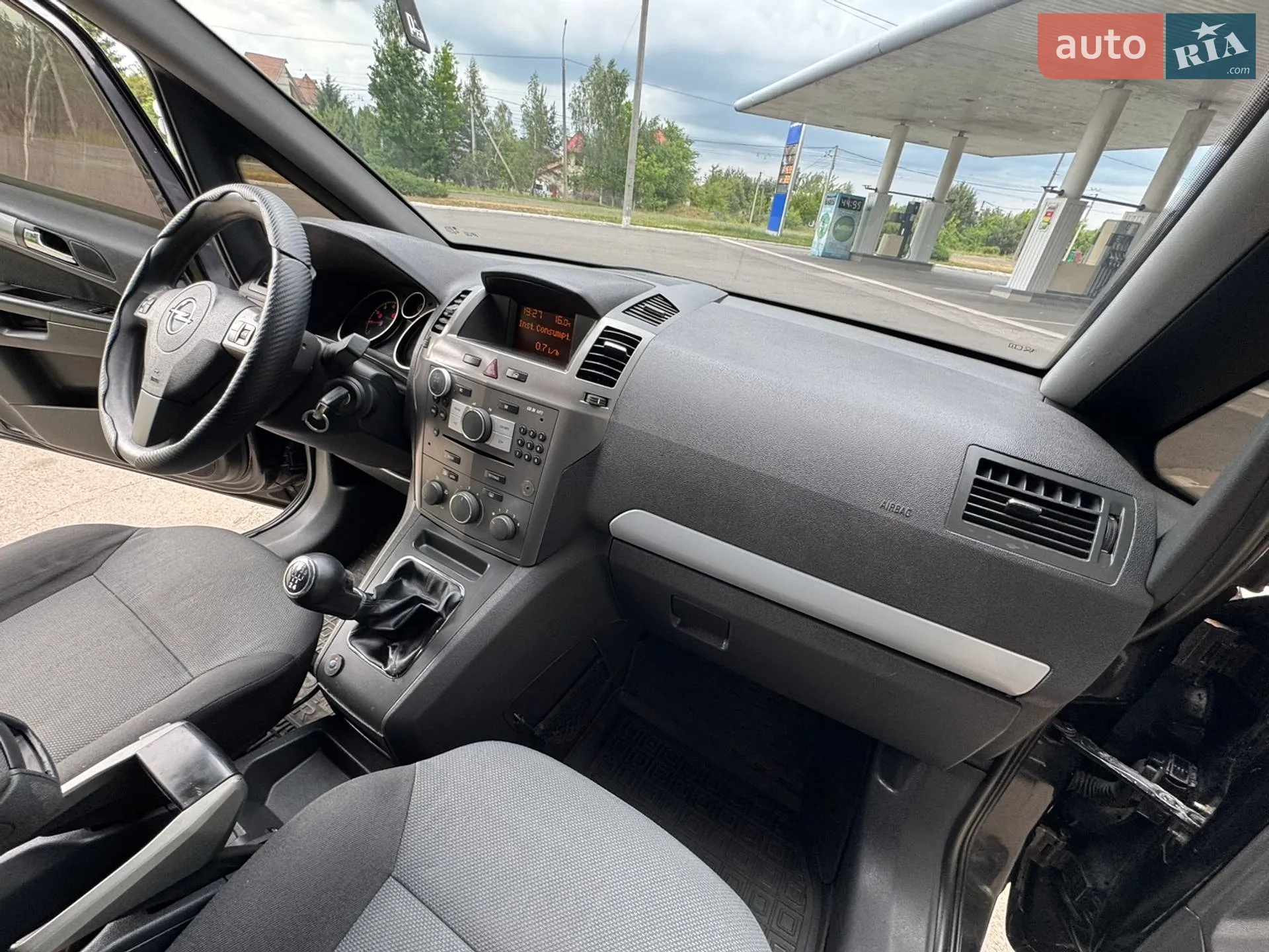 2019 Toyota Land Cruiser - мініатюра 18