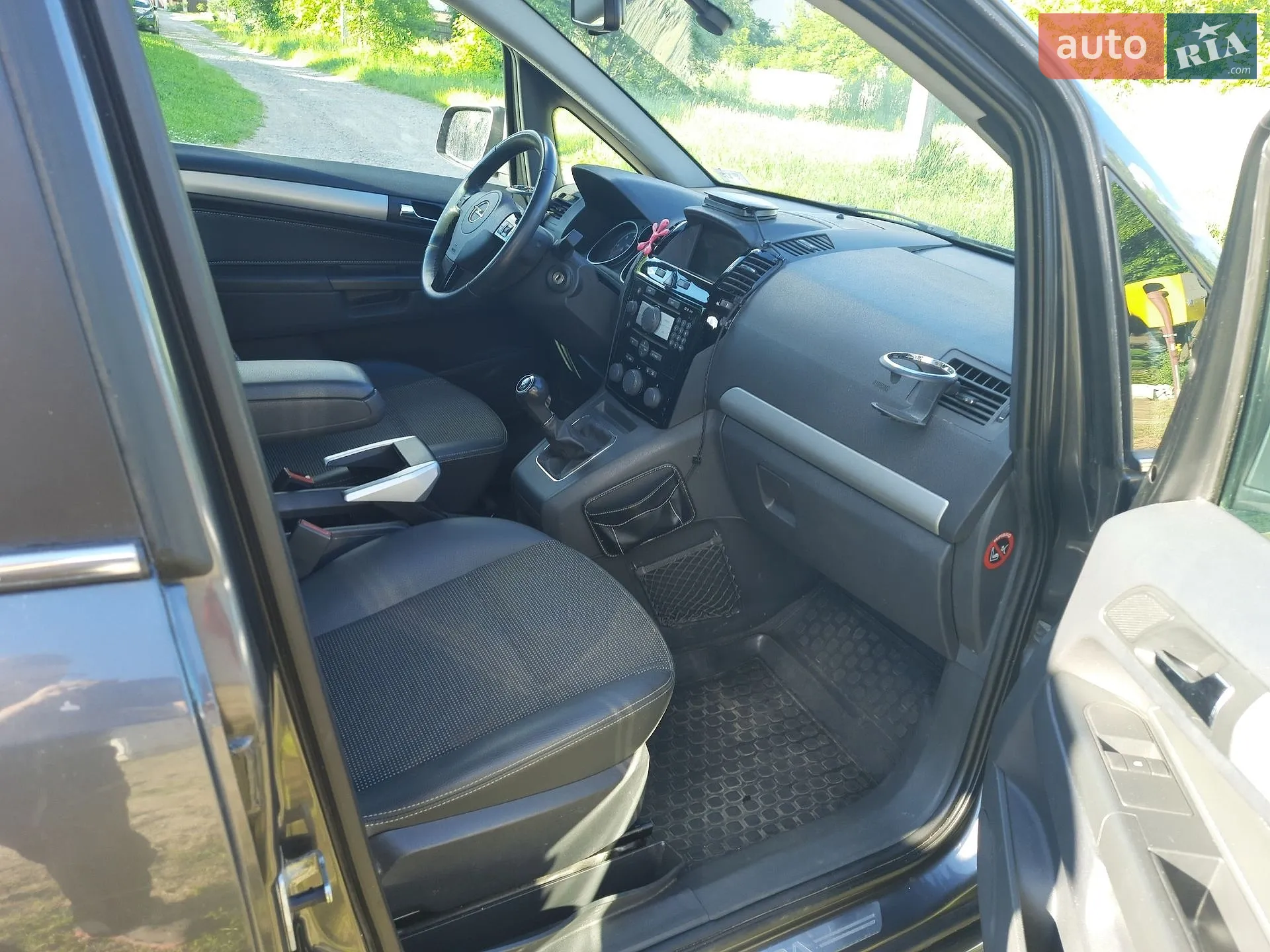 2010 Opel Zafira - мініатюра 17