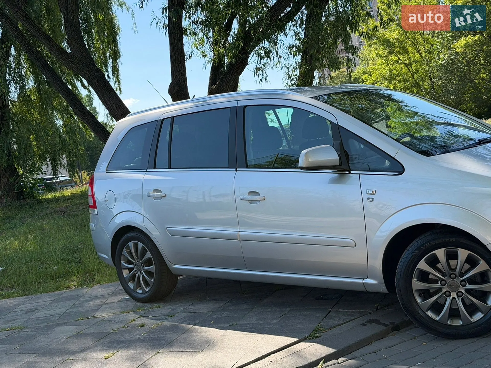 2011 Opel Zafira - мініатюра 16