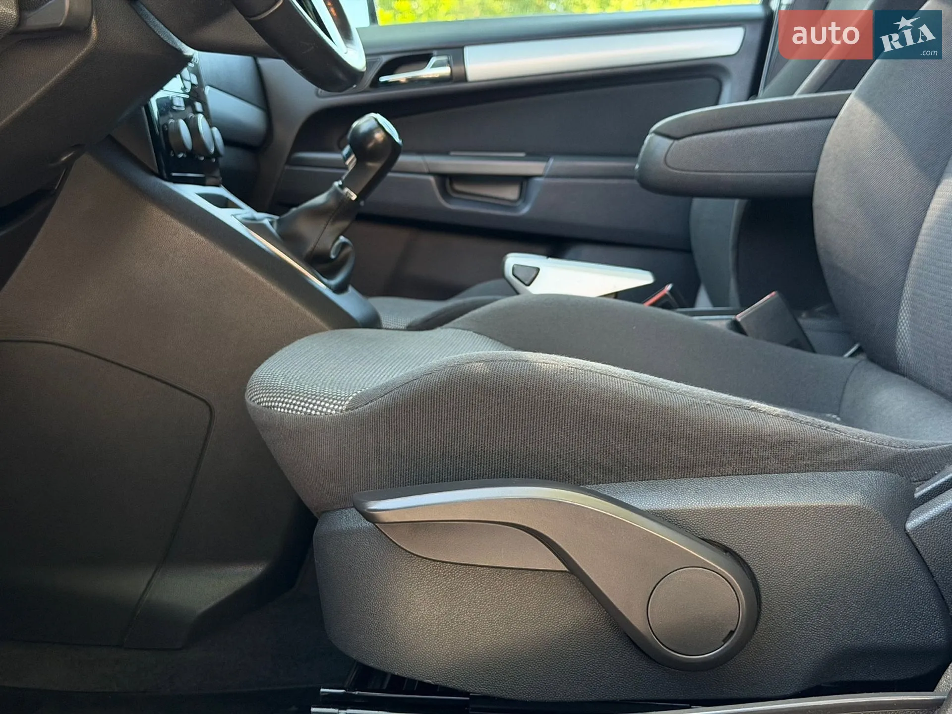 2011 Opel Zafira - мініатюра 57