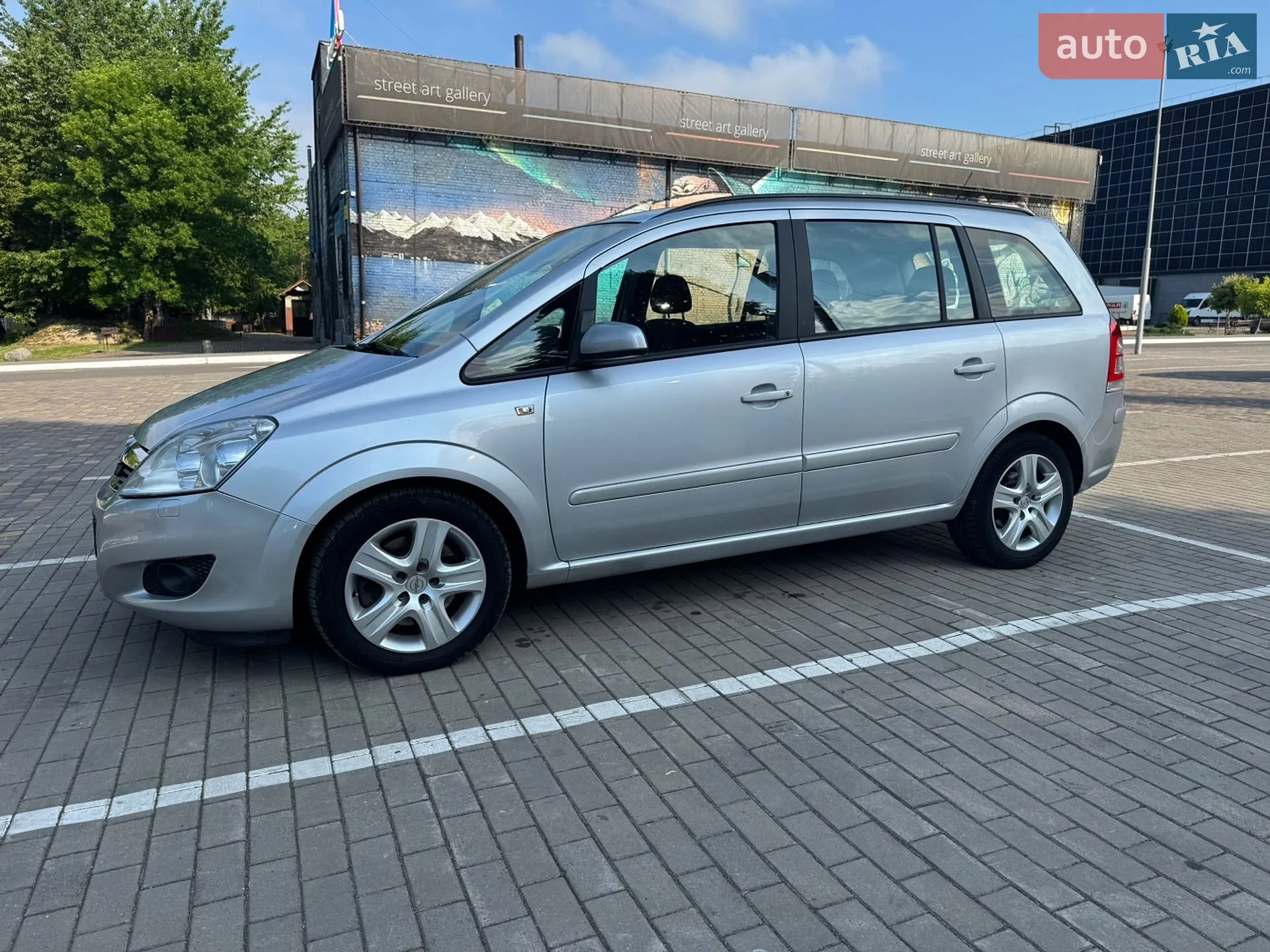 2010 Opel Zafira - мініатюра 2