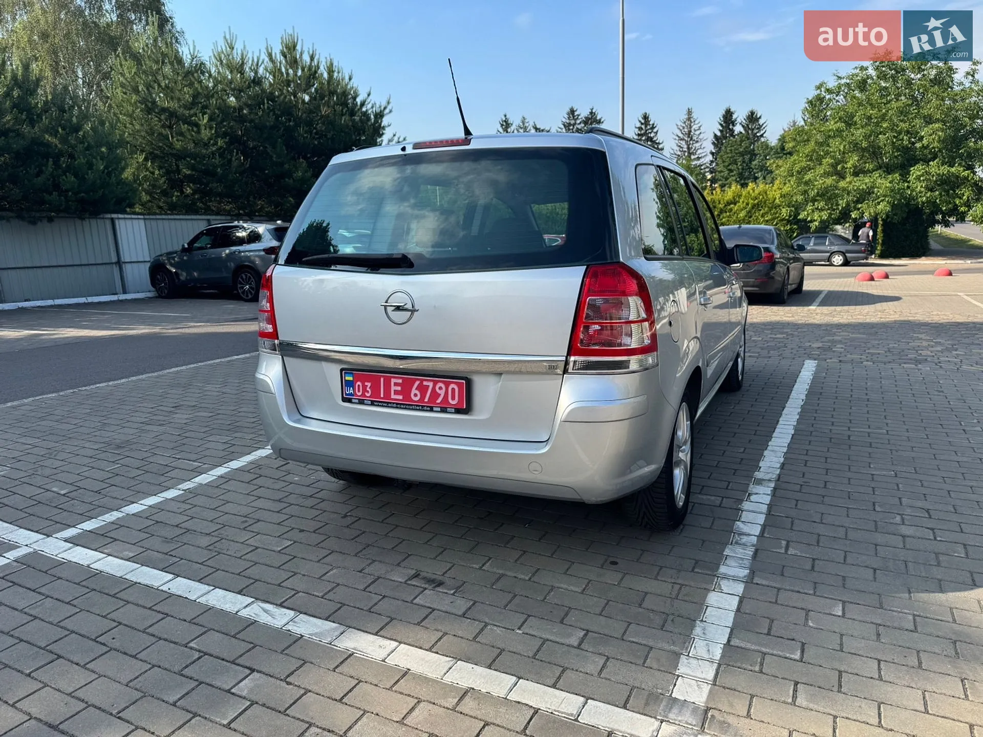 2010 Opel Zafira - мініатюра 10