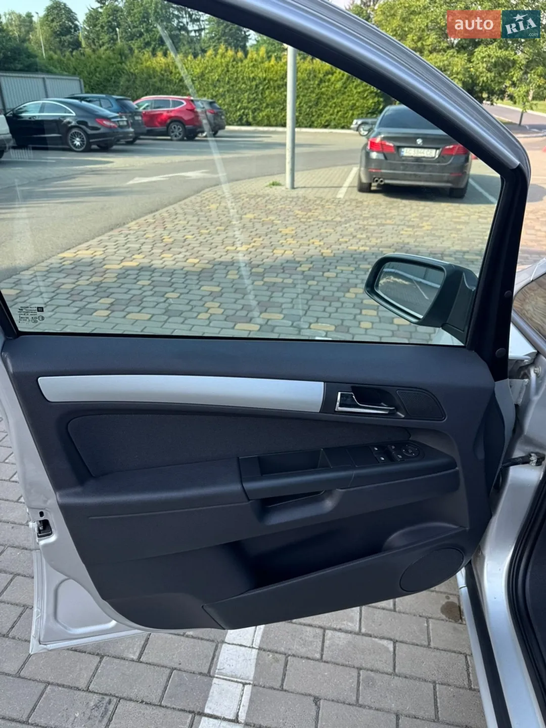 2010 Opel Zafira - мініатюра 16