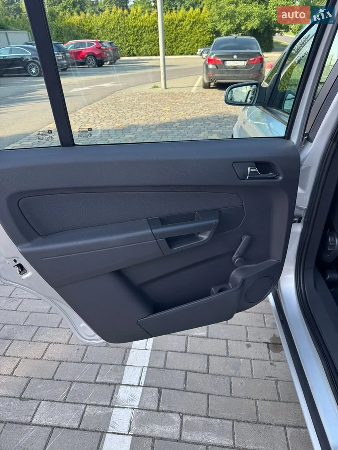 2010 Opel Zafira - мініатюра 25