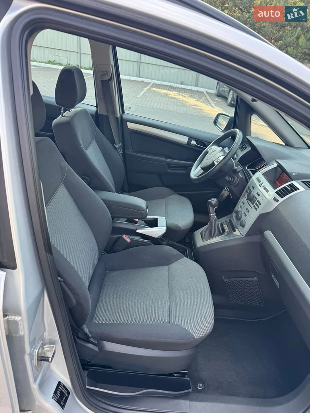 2010 Opel Zafira - мініатюра 31