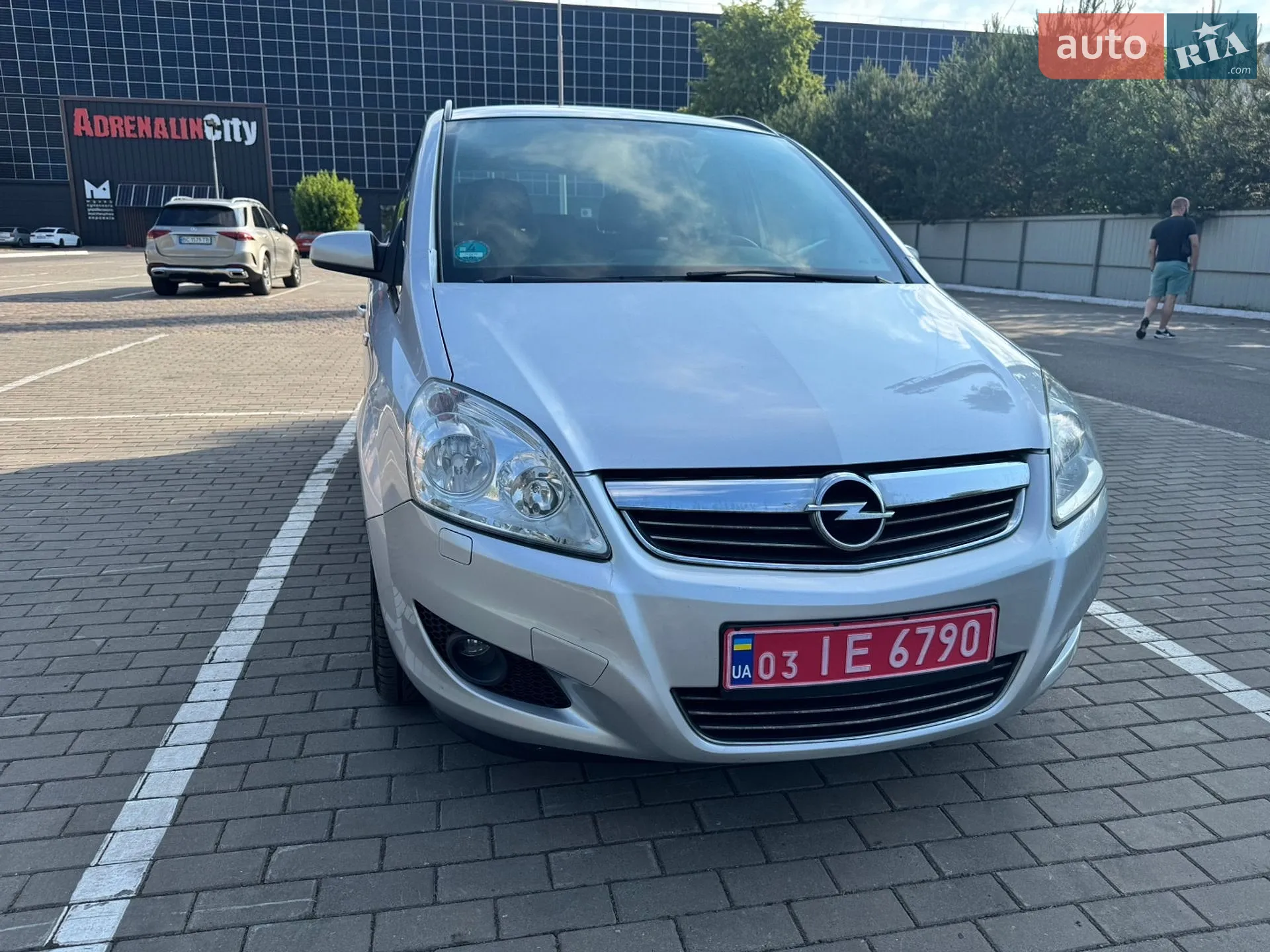 2010 Opel Zafira - мініатюра 38