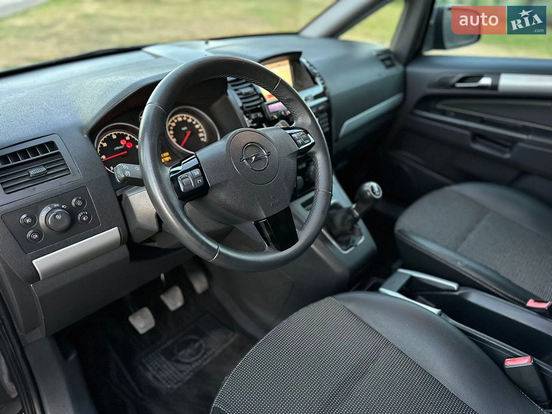 2011 Opel Zafira - мініатюра 26