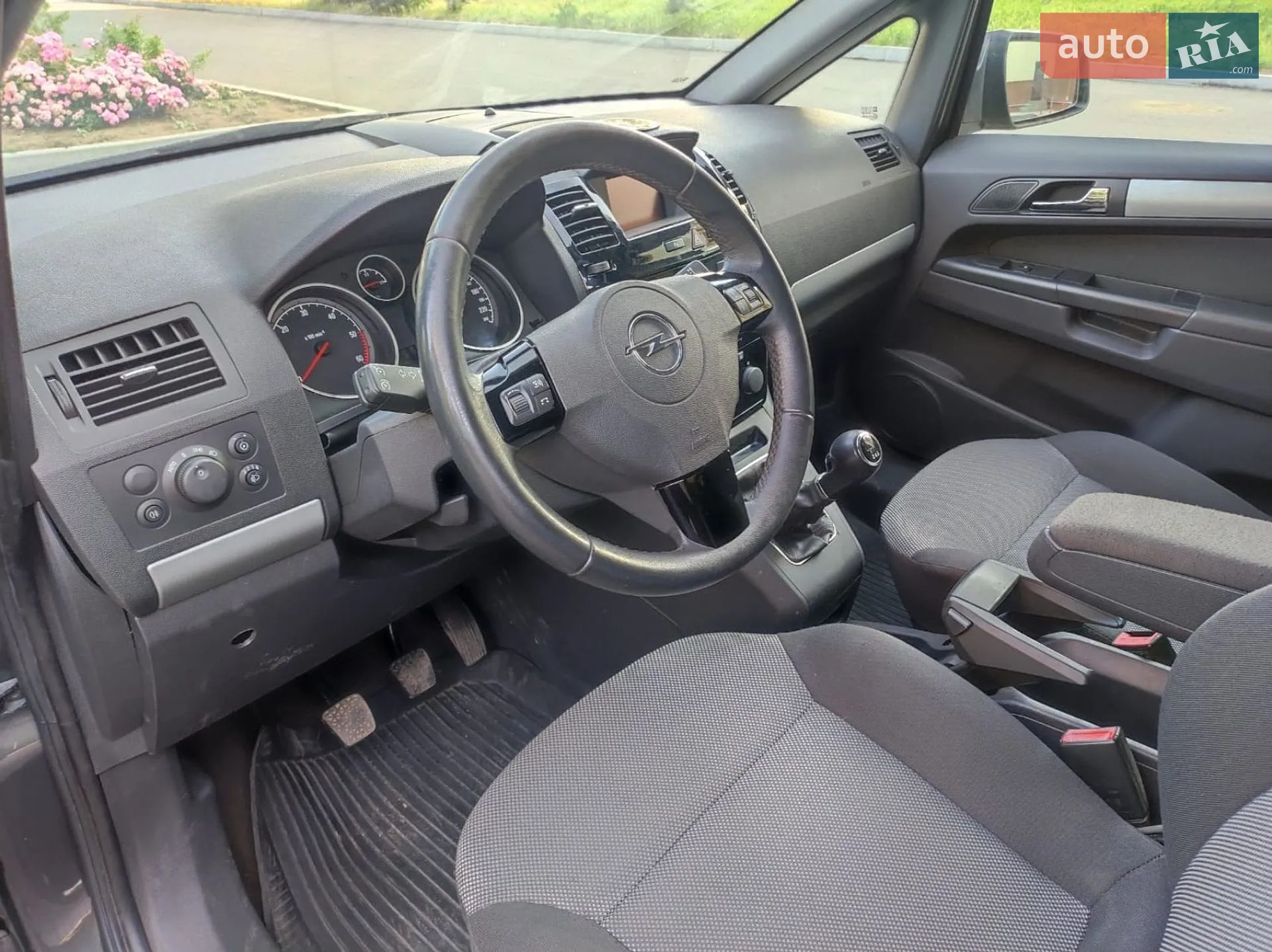 2011 Opel Zafira - мініатюра 12