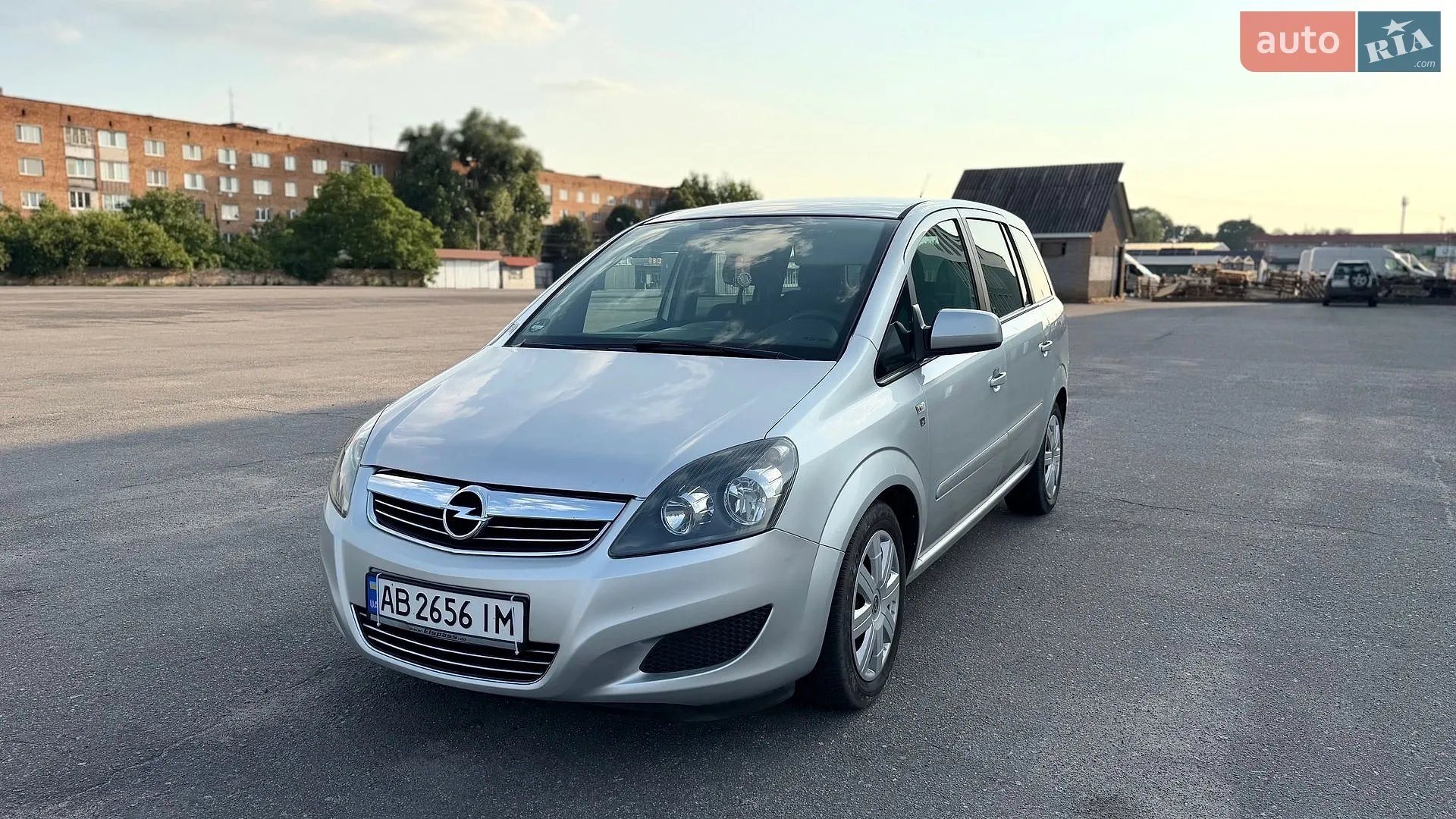 2010 Opel Zafira - мініатюра 2
