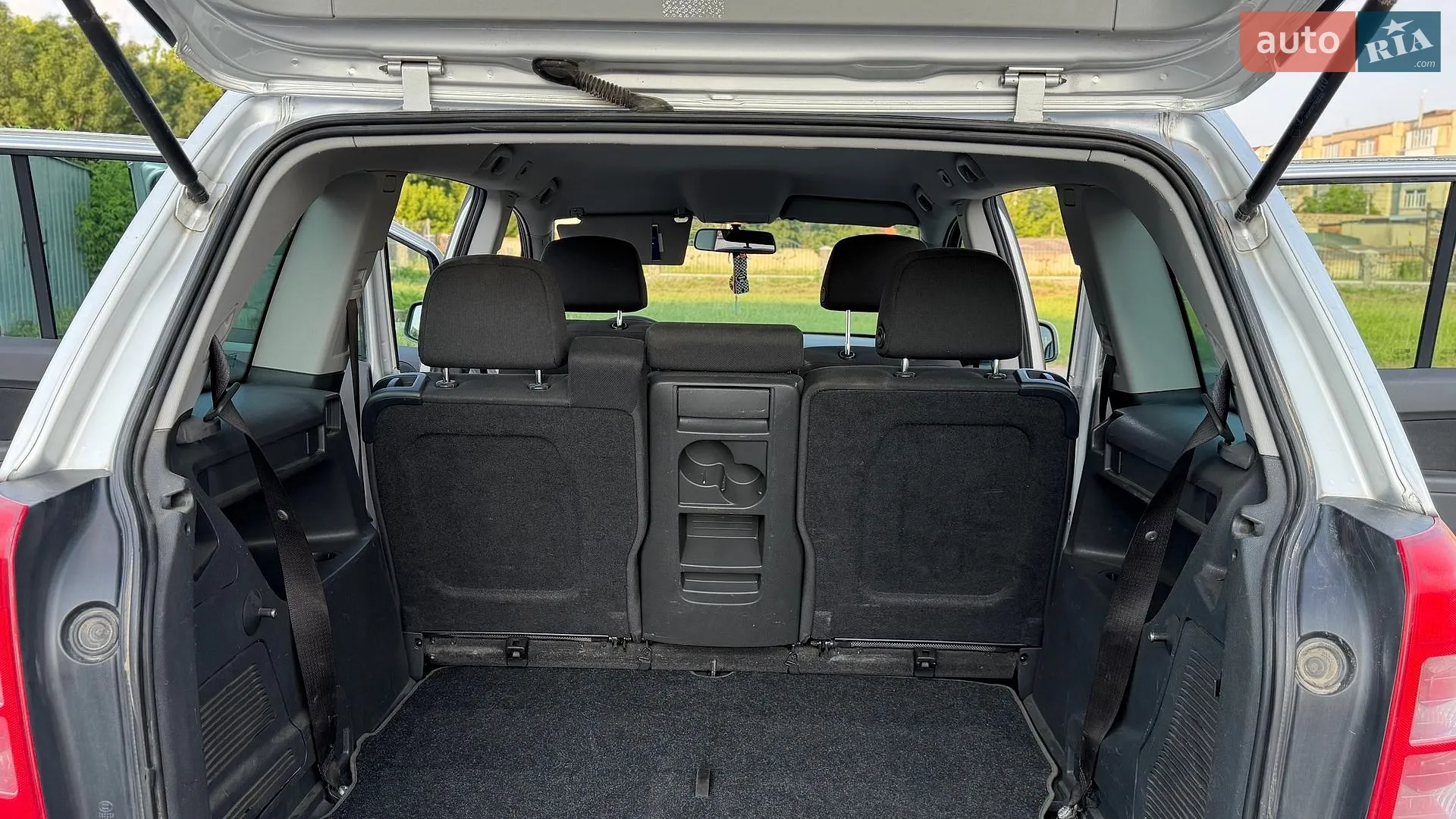 2010 Opel Zafira - мініатюра 8