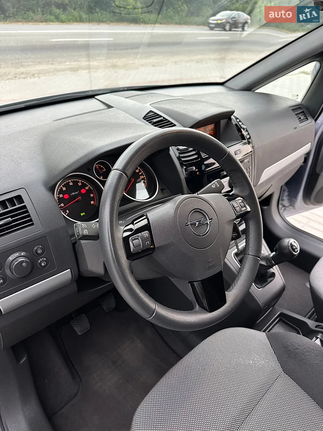 2010 Opel Zafira - мініатюра 12