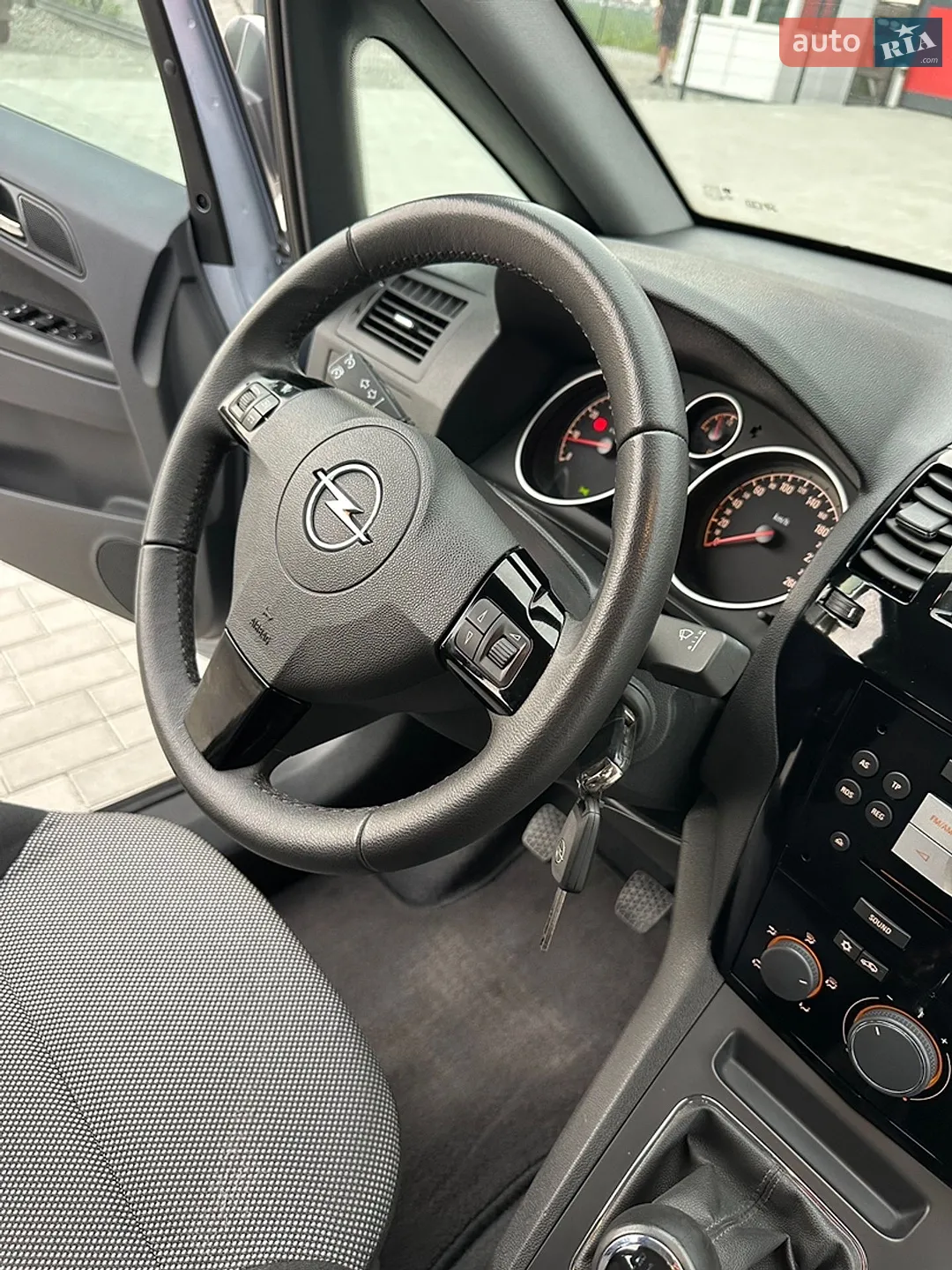 2010 Opel Zafira - мініатюра 40