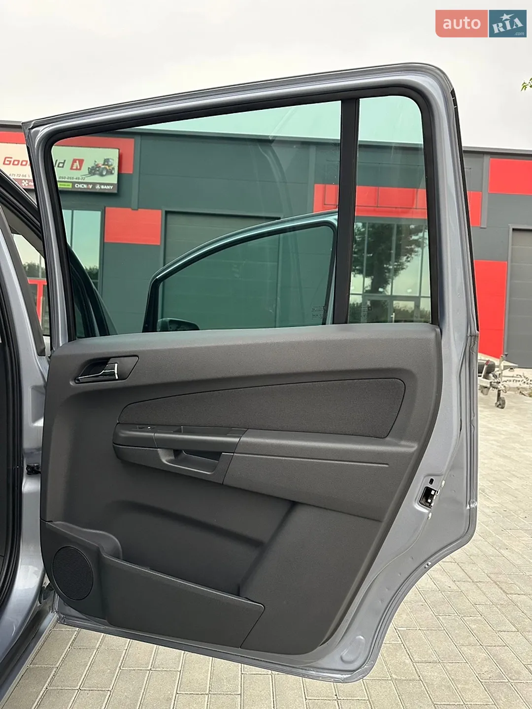 2010 Opel Zafira - мініатюра 43