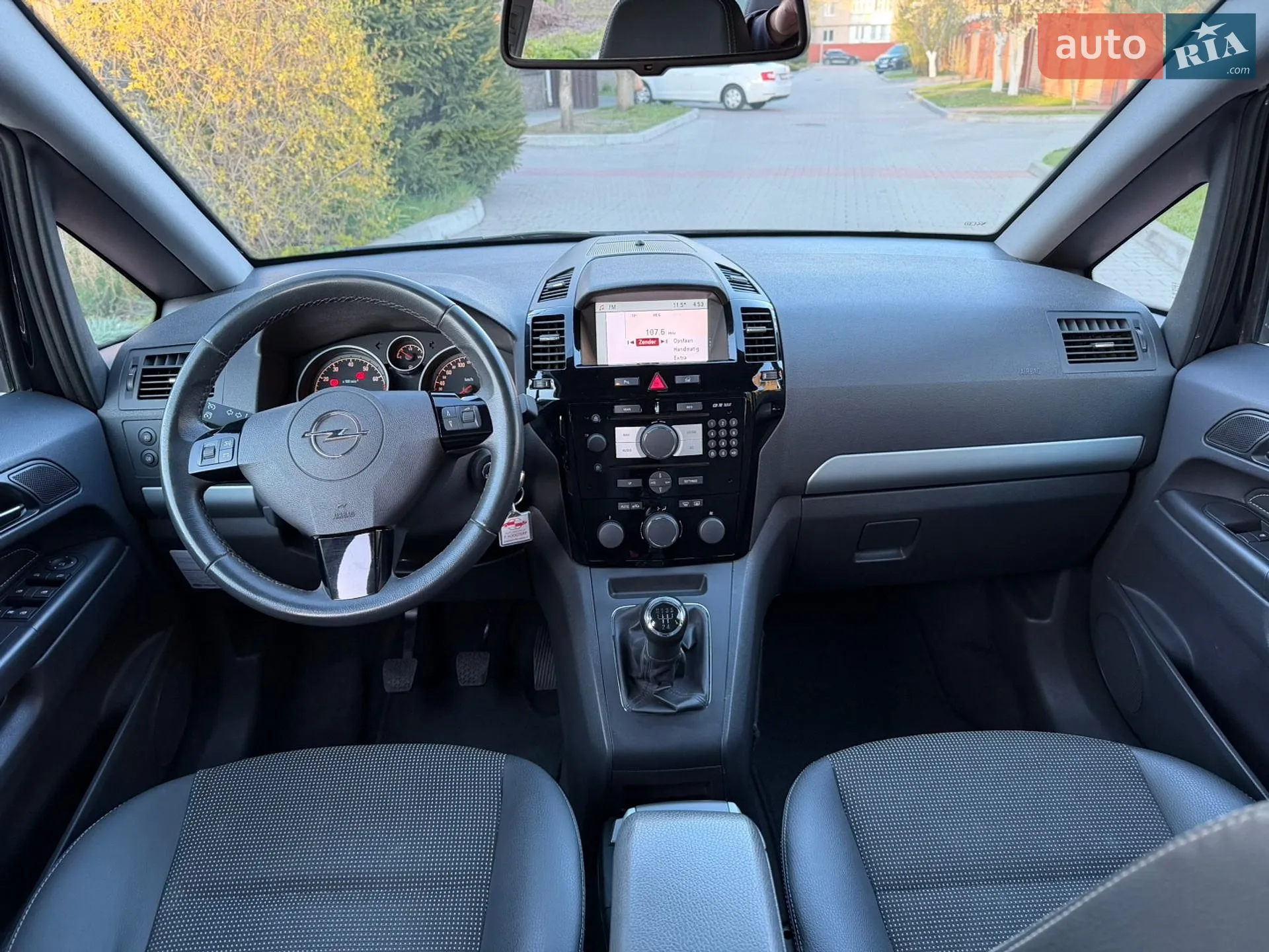 2011 Opel Zafira - мініатюра 55