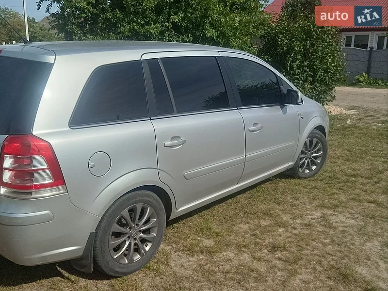 Opel Zafira