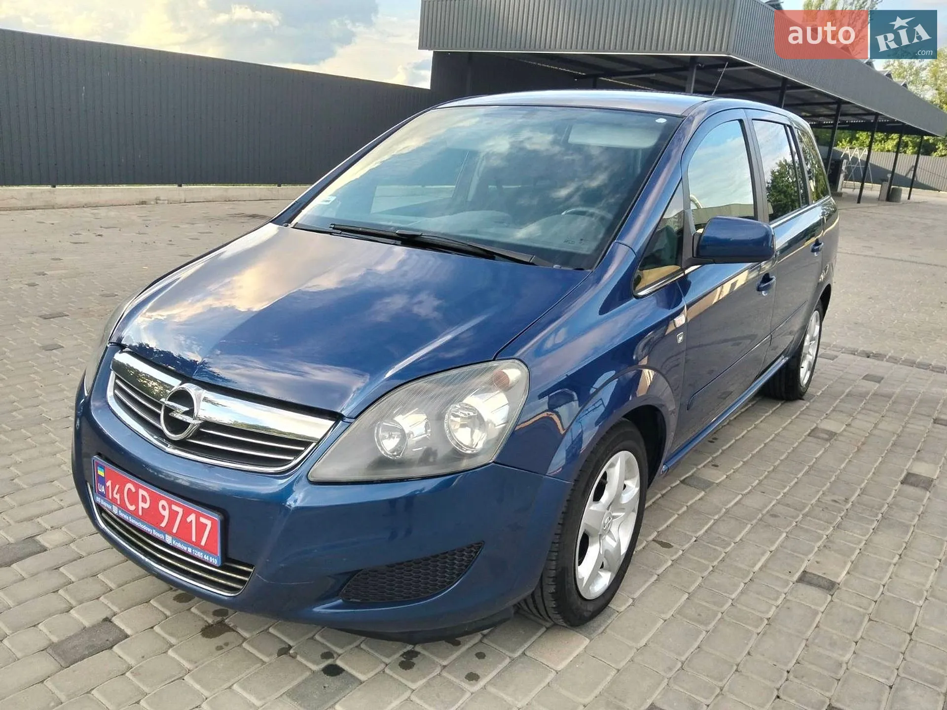 2010 Opel Zafira - фото 1