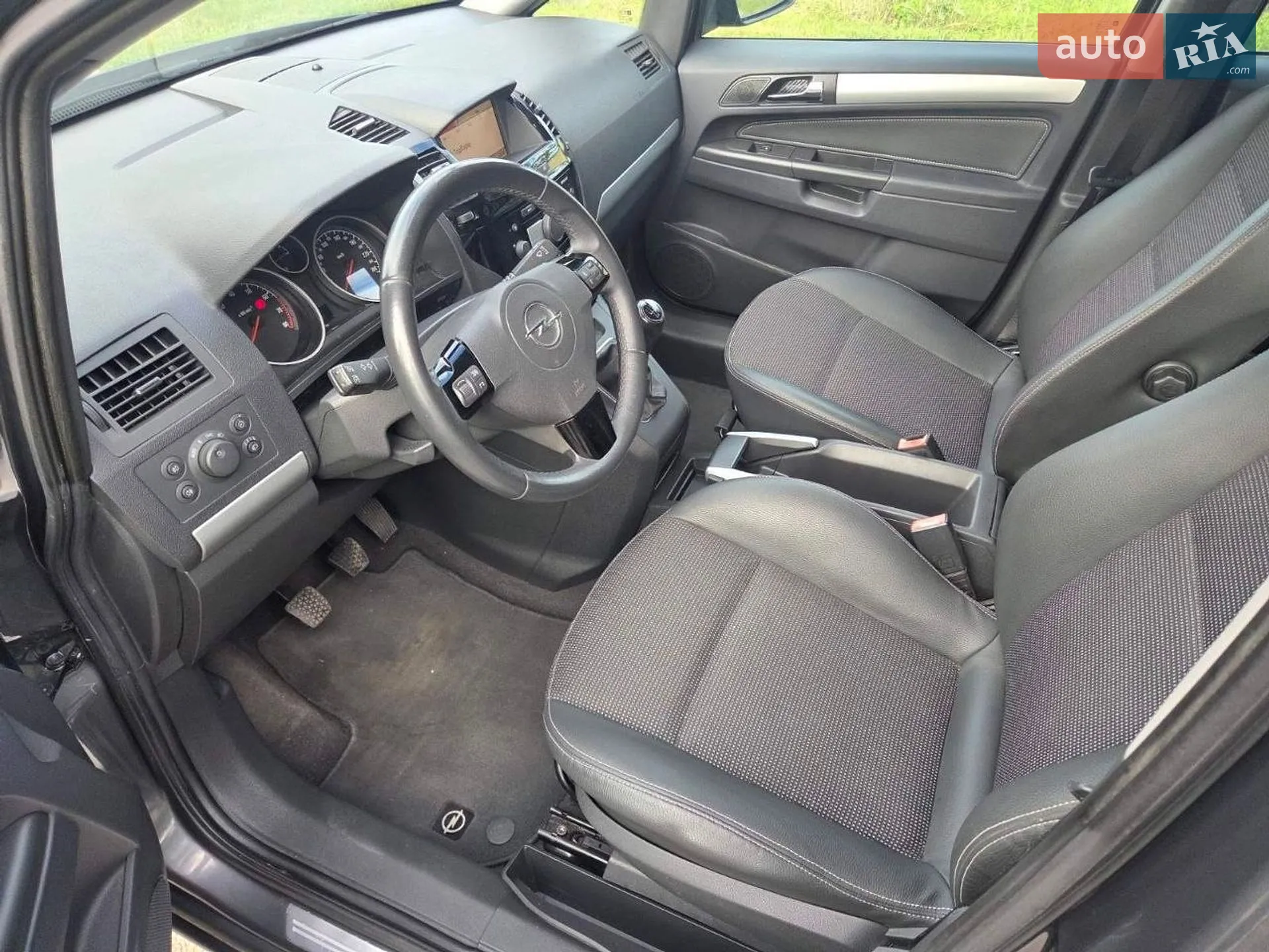 2010 Opel Zafira - мініатюра 13