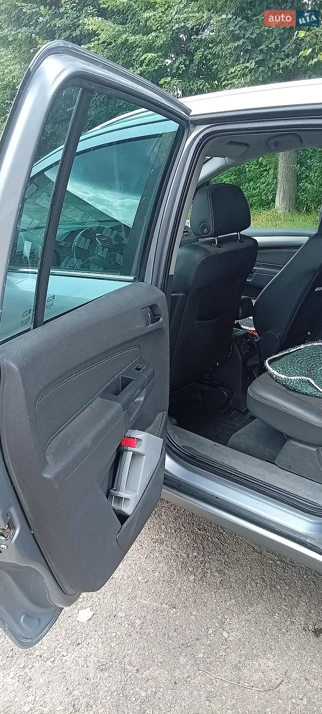 2010 Opel Zafira - мініатюра 11