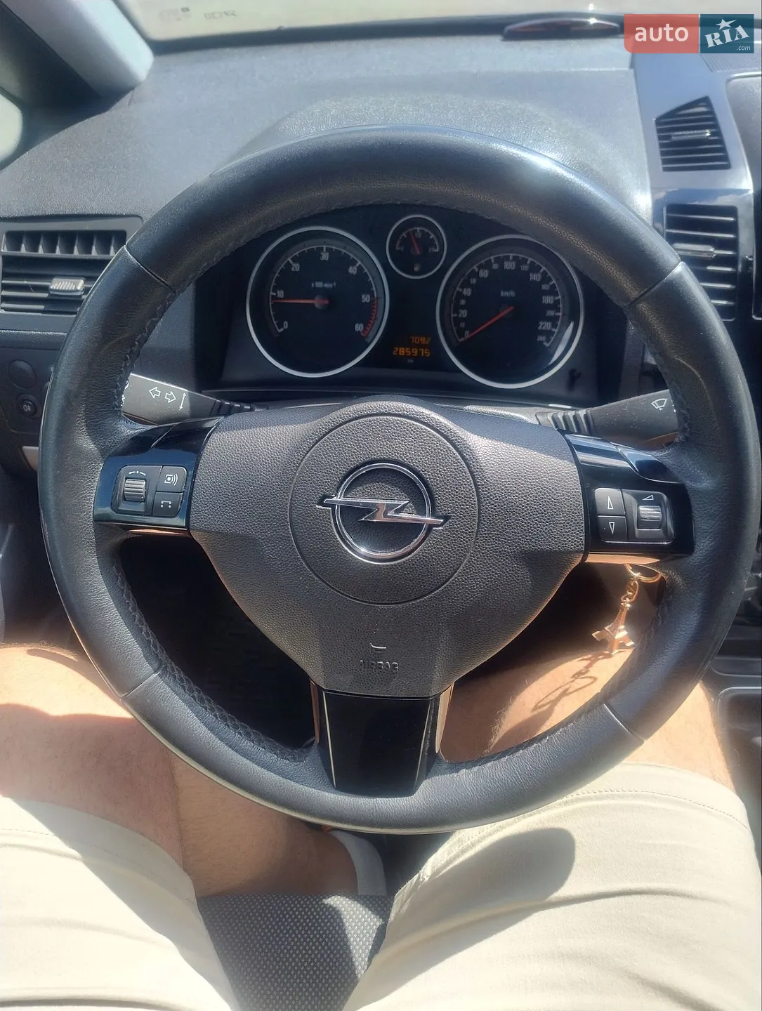 2010 Opel Zafira - мініатюра 17