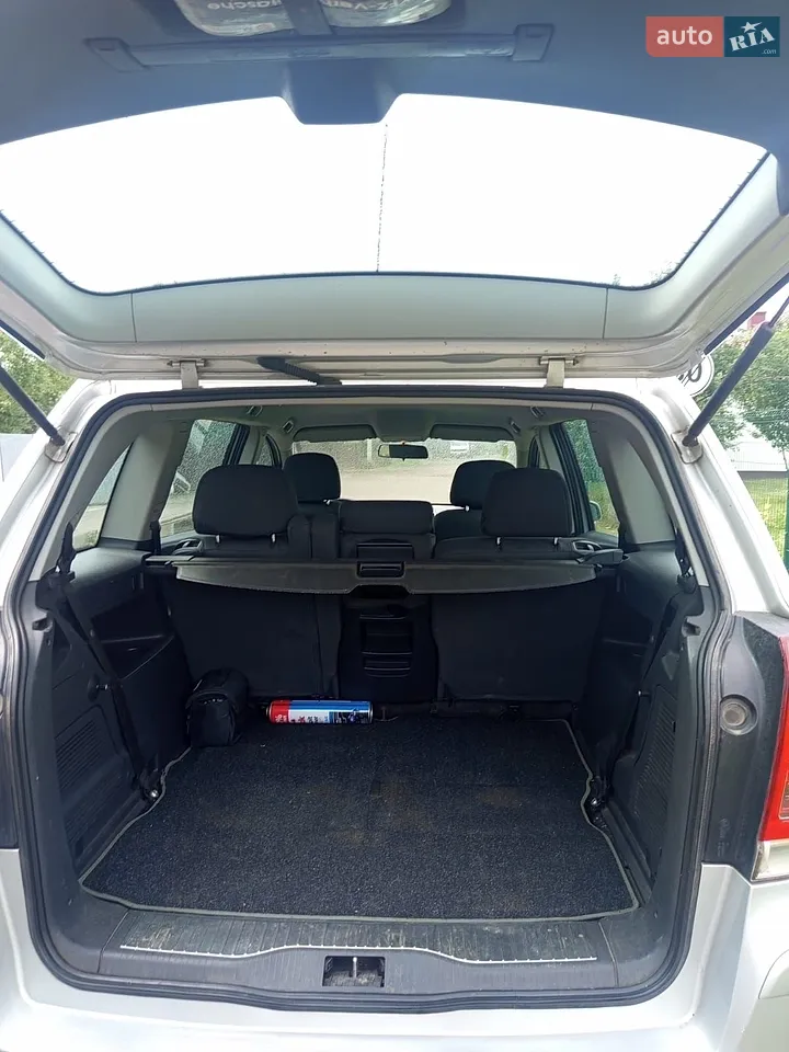 2010 Opel Zafira - мініатюра 19