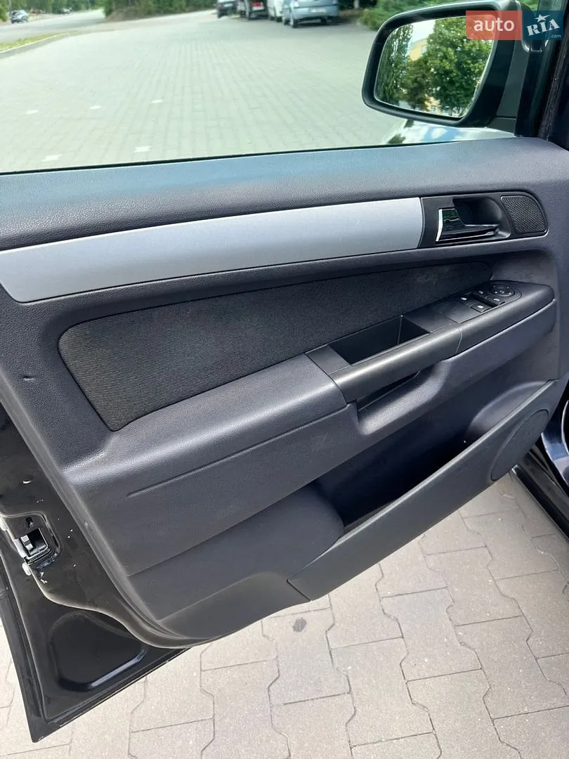 2010 Opel Zafira - мініатюра 18