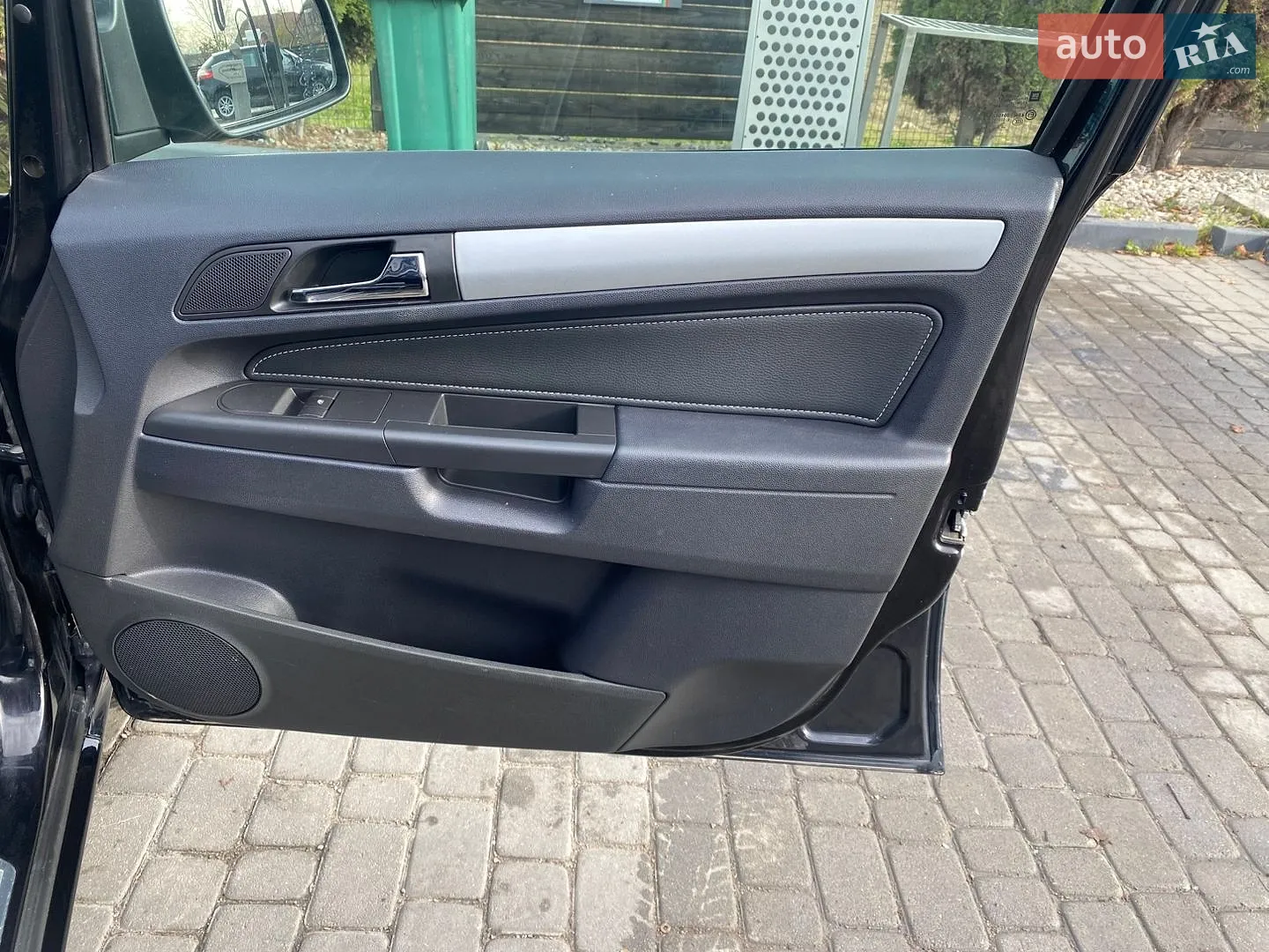 2010 Opel Zafira - мініатюра 10