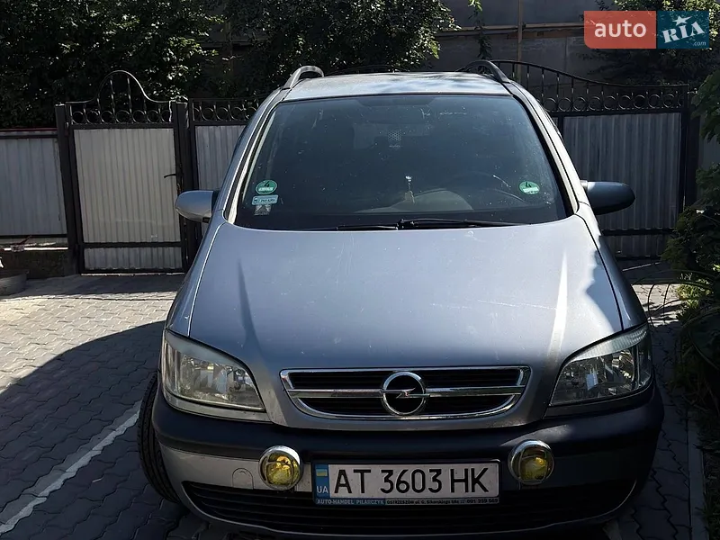 Opel Zafira 2005